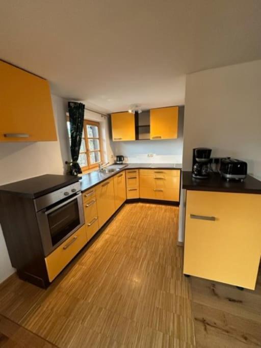 Charmante Farbenfrohe Wohnung Fuer Zwei Fischbachau Εξωτερικό φωτογραφία